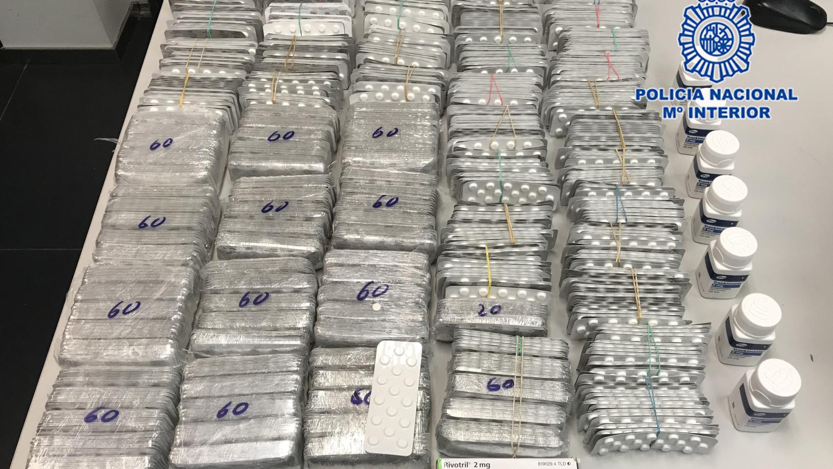Pastillas de Rivotril incautadas en Cartagena por la Policía Nacional a un joven marroquí, de 29 años, que formaba parte de una mafia.