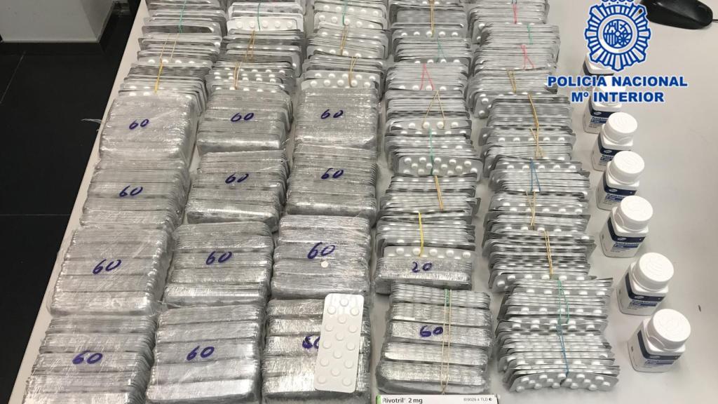 Pastillas de Rivotril incautadas en Cartagena por la Policía Nacional a un joven marroquí, de 29 años, que formaba parte de una mafia.