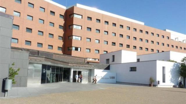 El herido ha sido trasladado en ambulancia al Hospital General de Ciudad Real.