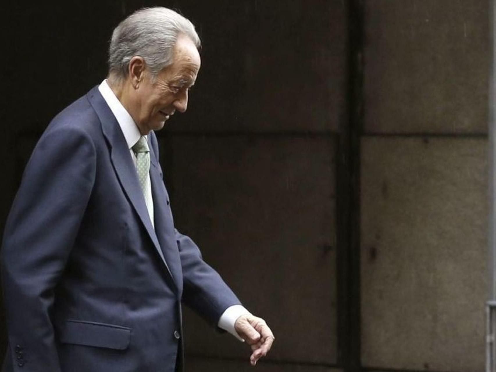 Villar Mir tras una de sus declaraciones en la  Audiencia Nacional./