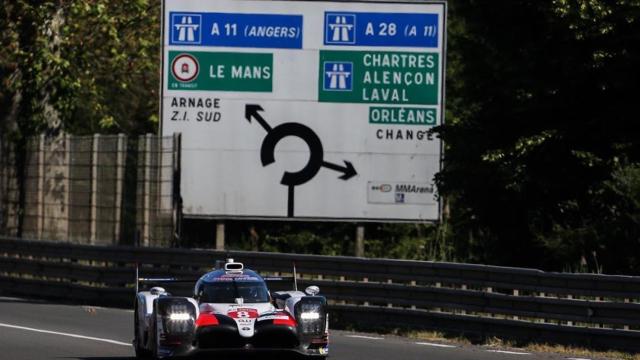 Fernando Alonso durante las 24 Horas de Le Mans Foto: Instagram (@fernandoalo_oficial)