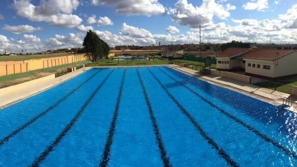 Una piscina de Toro (Zamora).