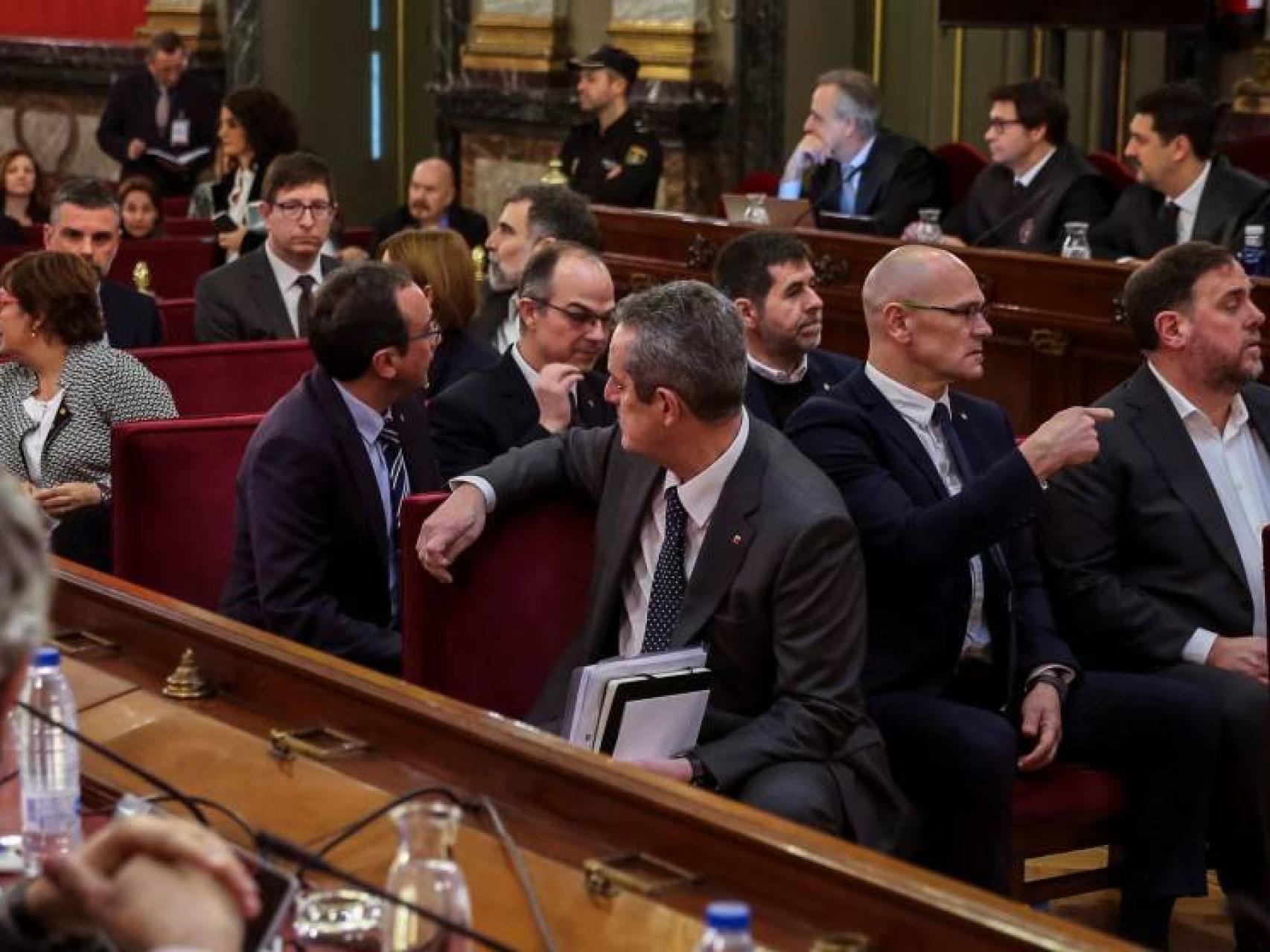 Políticos separatistas en el banquillo de los acusados del Tribunal Supremo
