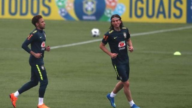 Filipe Luis y Neymar con la selección de Brasil