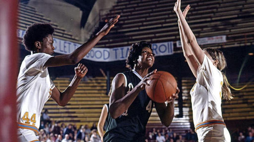 Lusia Harris, primera jugadora en ser elegida en un Draft de la NBA