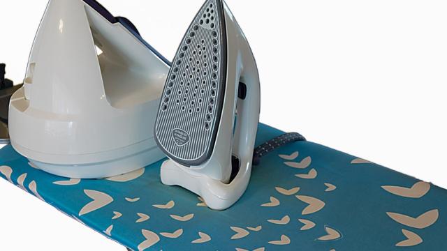 Trucos para planchar camisetas de forma rápida y sencilla