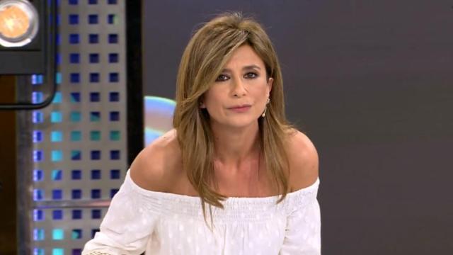 Gema López presentando el programa de 'Sálvame' de este miércoles.