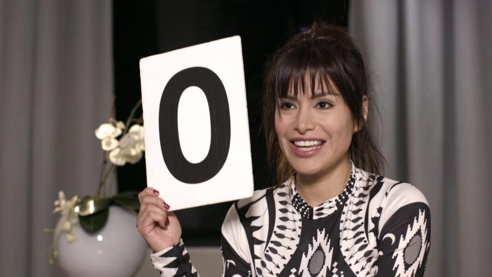 Pique en Twitter entre Carmen Lomana y Míriam Saavedra por ‘Ven a cenar conmigo’