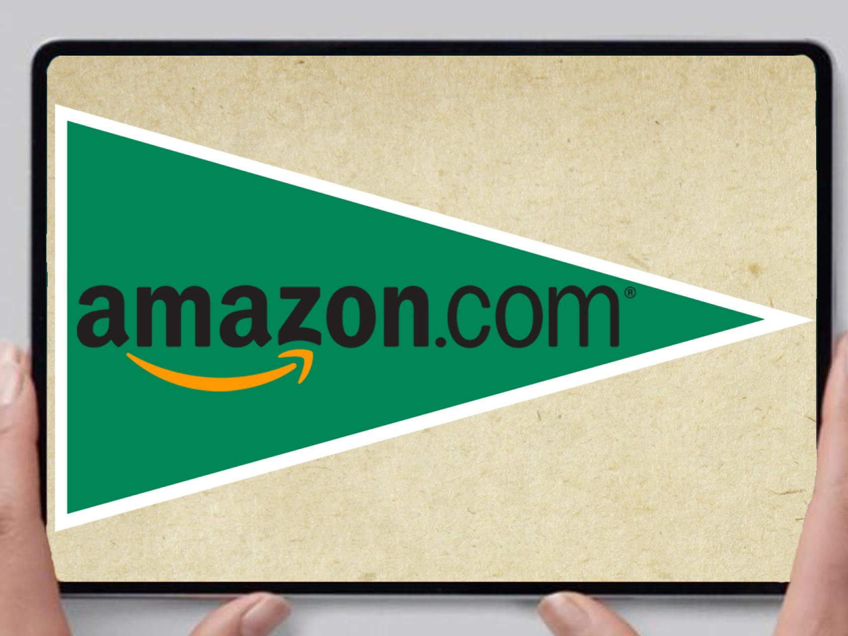 Fotomontaje de los logotipos de El Corte Inglés y Amazon.
