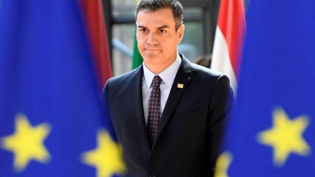 Sánchez mantiene su pulso para aupar a Timmermans a la Comisión pese al bloqueo en la UE