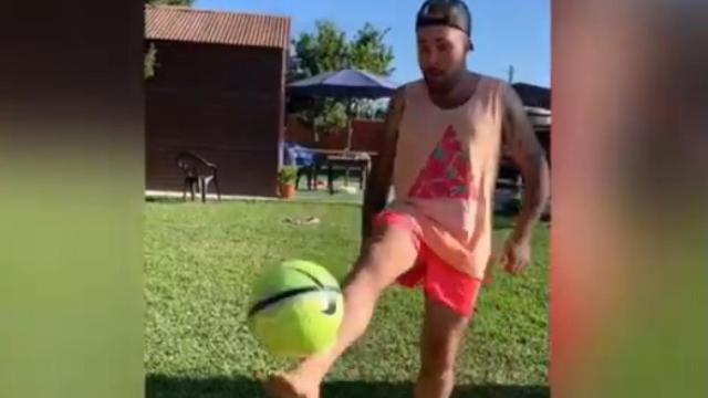 Kiko Rivera reta a Joaquín en el #50ToquesChallenge
