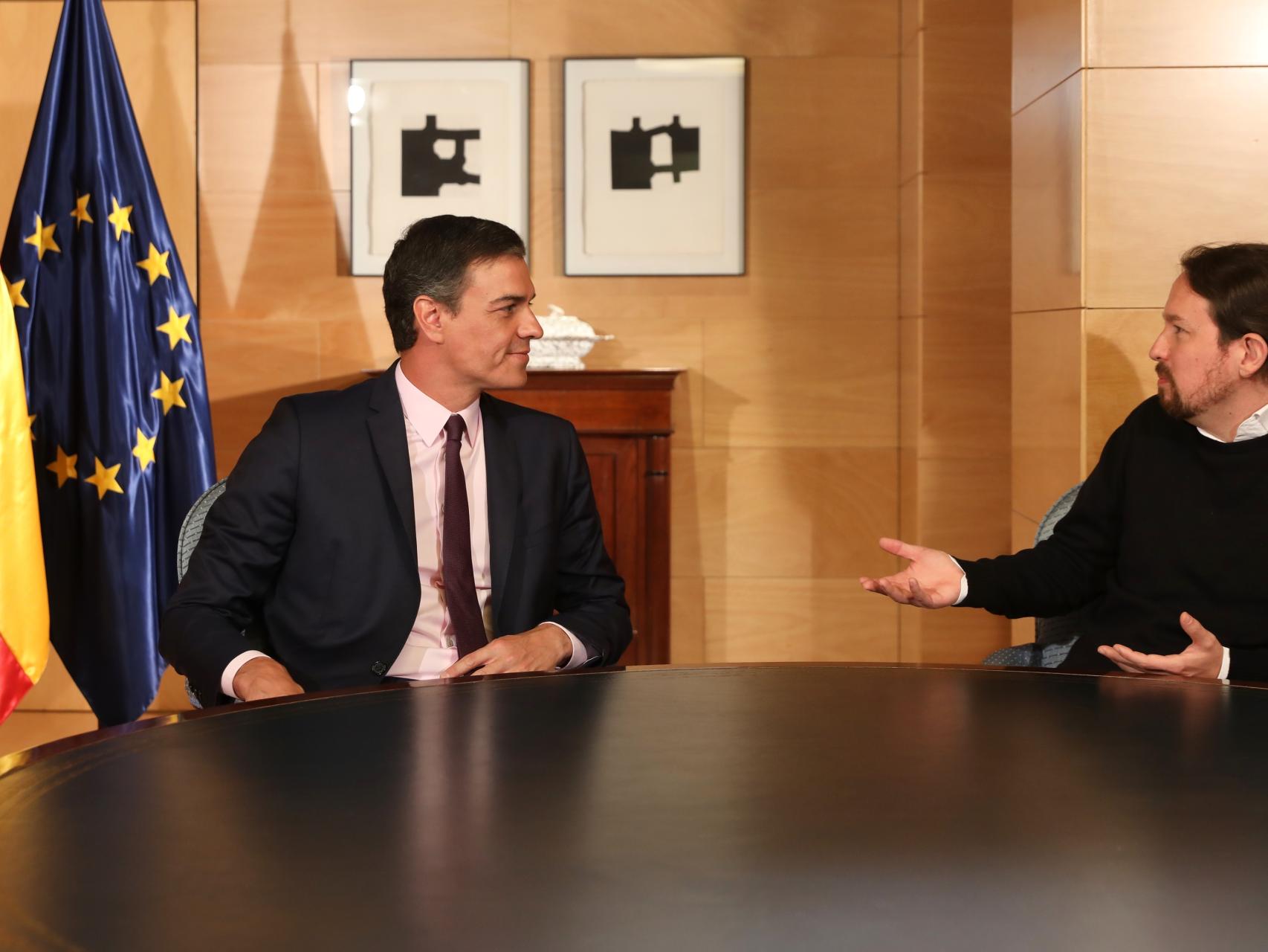 Pedro Sánchez y Pablo Iglesias en la tercera de sus reuniones de cara a la investidura.