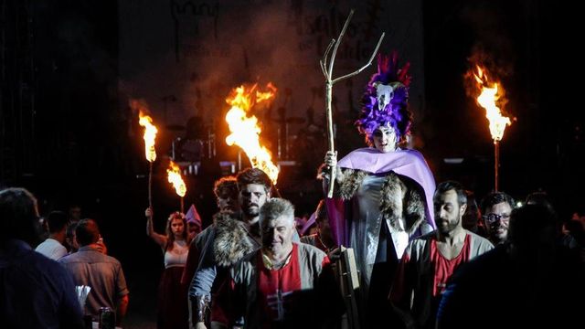 Escena del asalto al castillo