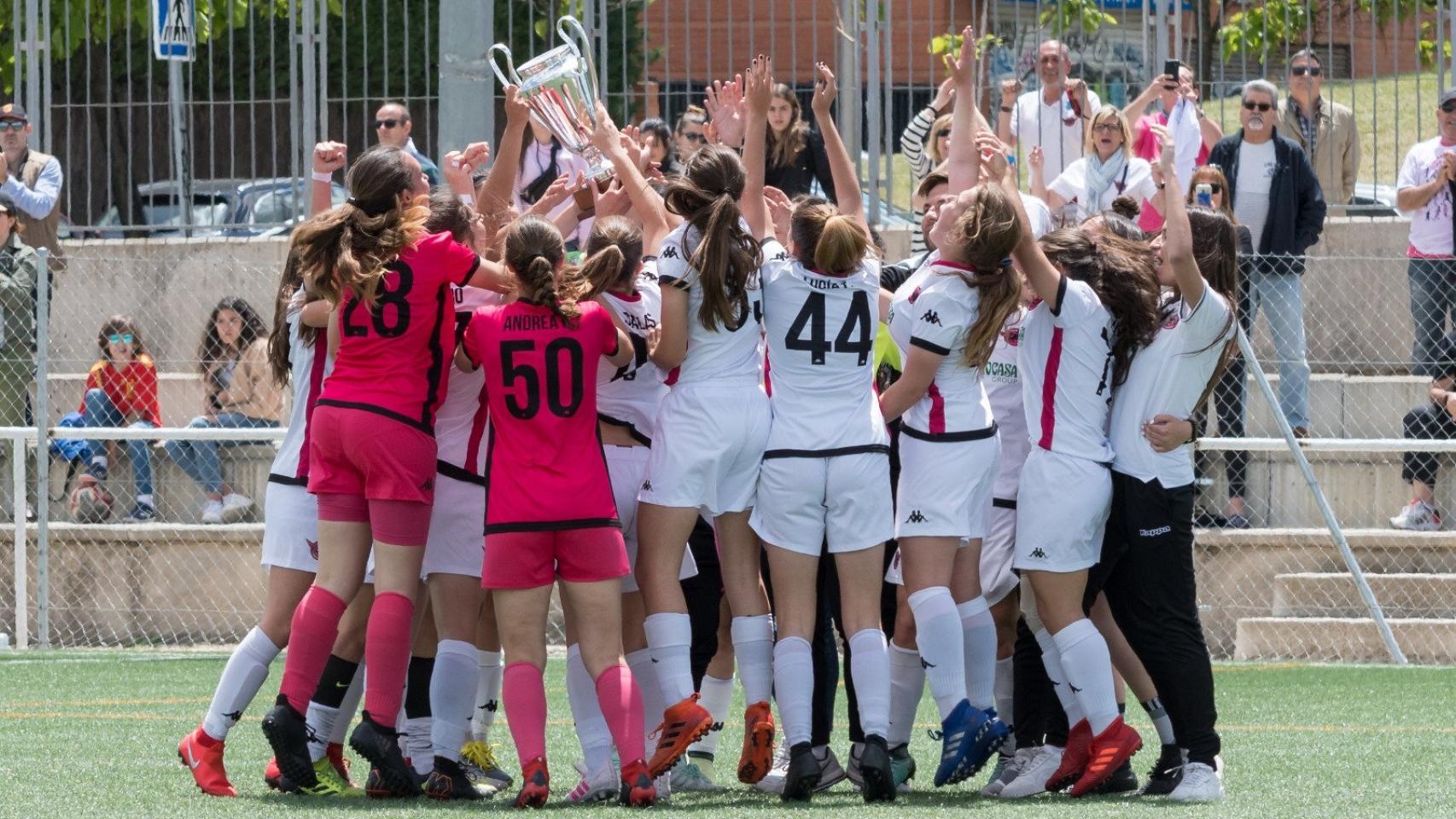 CD Tacón, el nuevo Real Madrid Femenino. Foto: Twitter (@CD_Tacon)