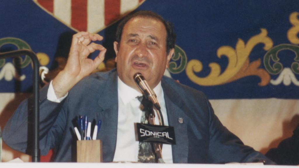Jesús Gil, durante una rueda de prensa.