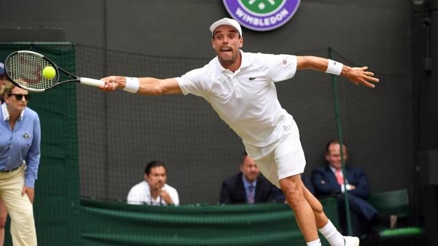 Bautista, en un momento del partido ante Pella