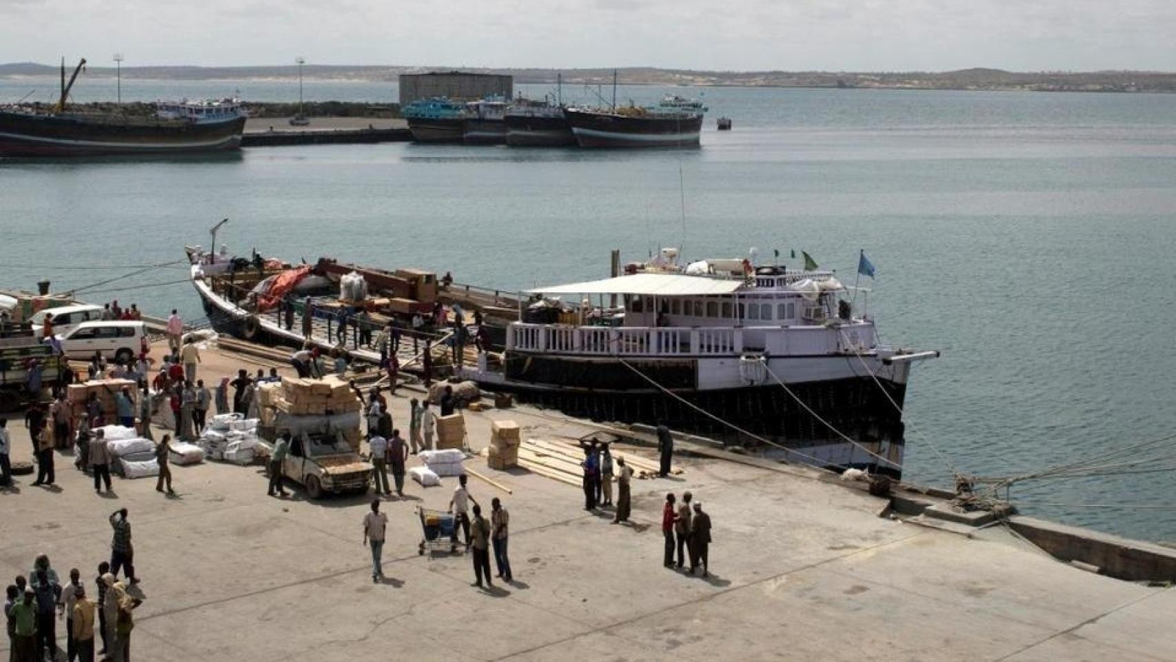 Imagen de archivo de la ciudad portuaria Kismayo, donde se ha producido el ataque terrorista a un hotel.