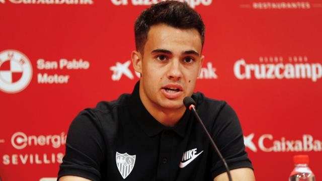 Reguión, en rueda de prensa con el Sevilla