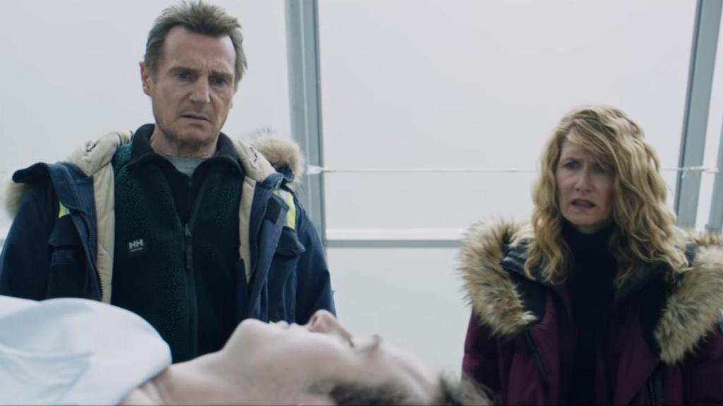 Liam Neeson y Laura Dern.
