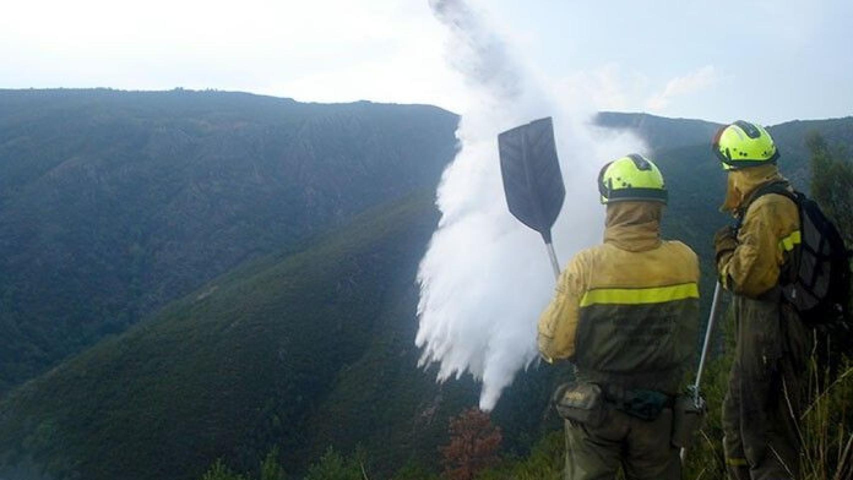 trabajadores incendios