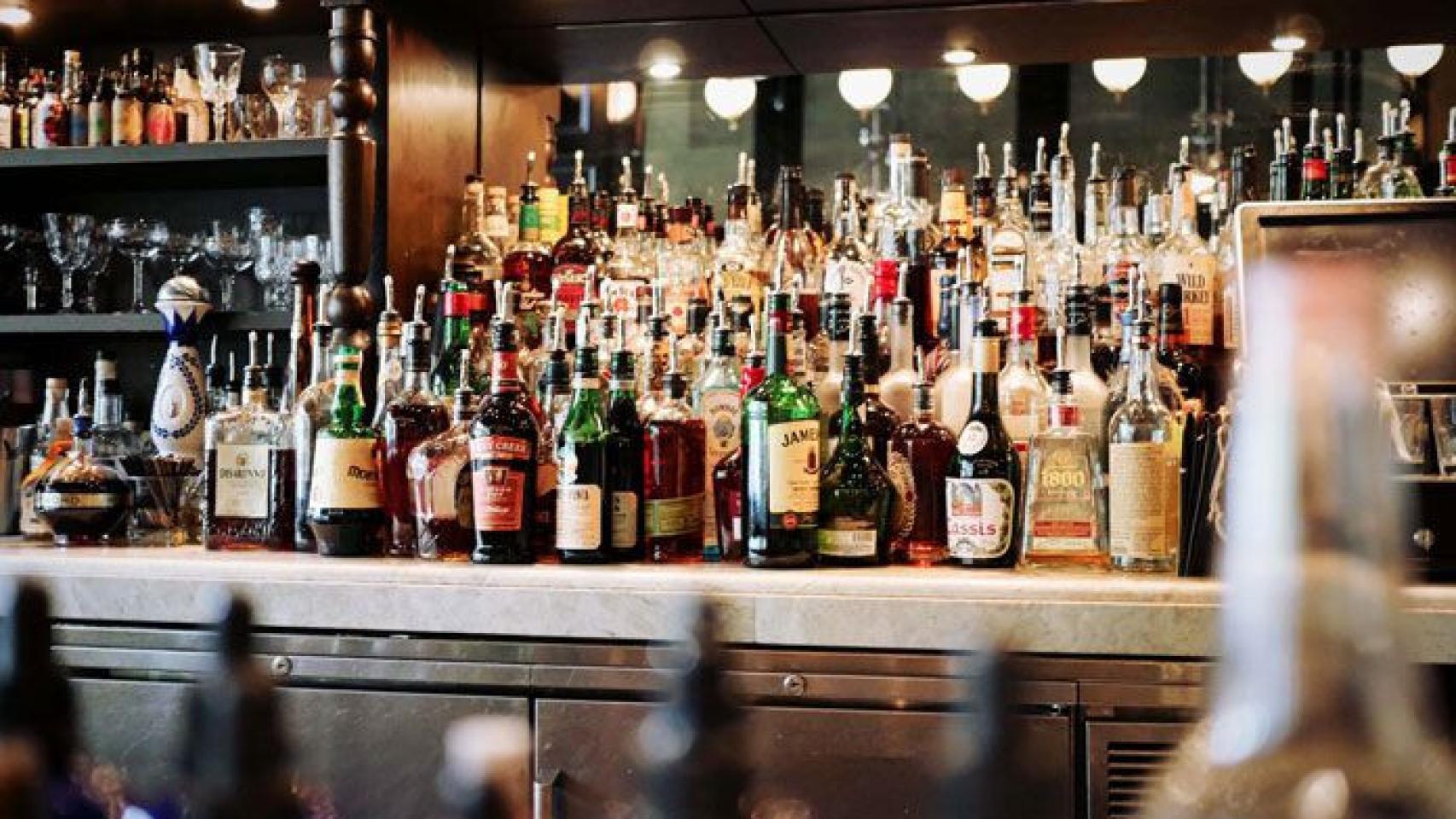 alcohol-bebidas-bar