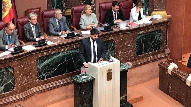 López Miras en la Asamblea Regional en la primera sesión del Debate de Investidura.