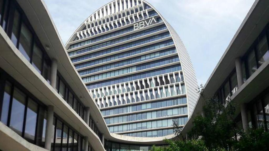 El edificio 'La Vela', sede del BBVA en una imagen de archivo.
