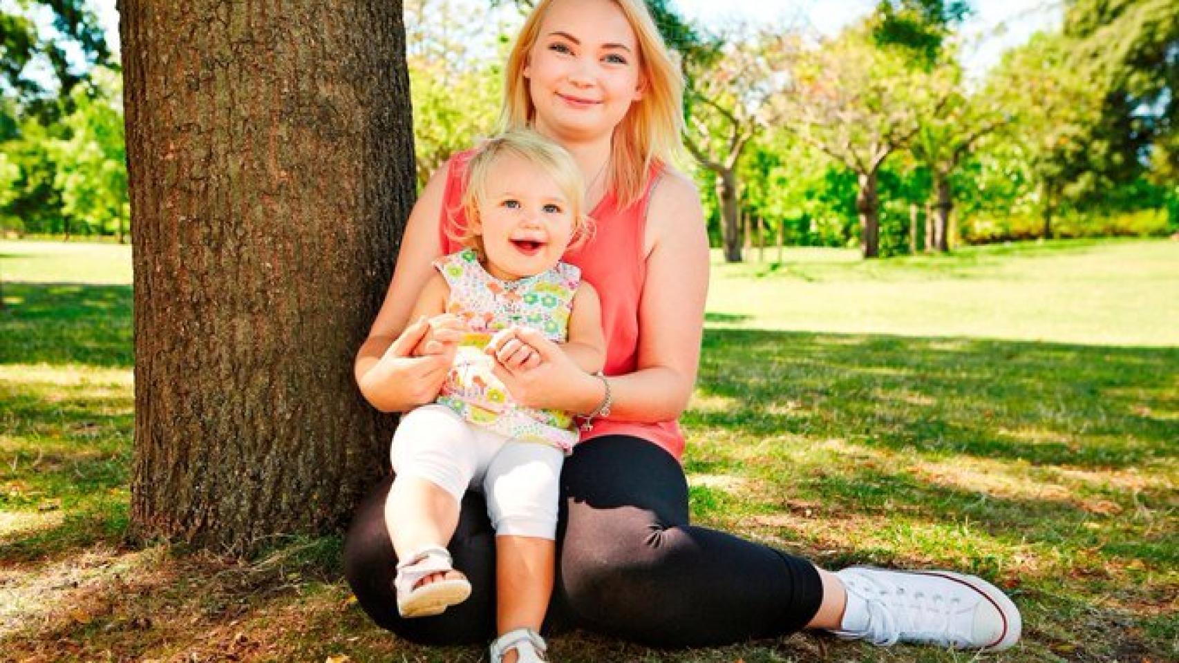 Jessica y Berry, pasado y presente del 'bebé sol' de Los Teletubbies