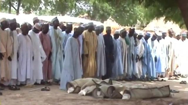 Los terroristas abrieron fuego durante un funeral.