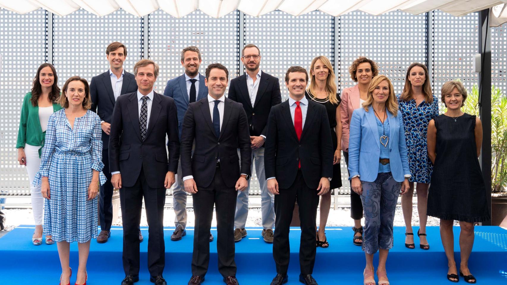 Pablo Casado junto al resto de integrantes del nuevo Comité de Dirección.