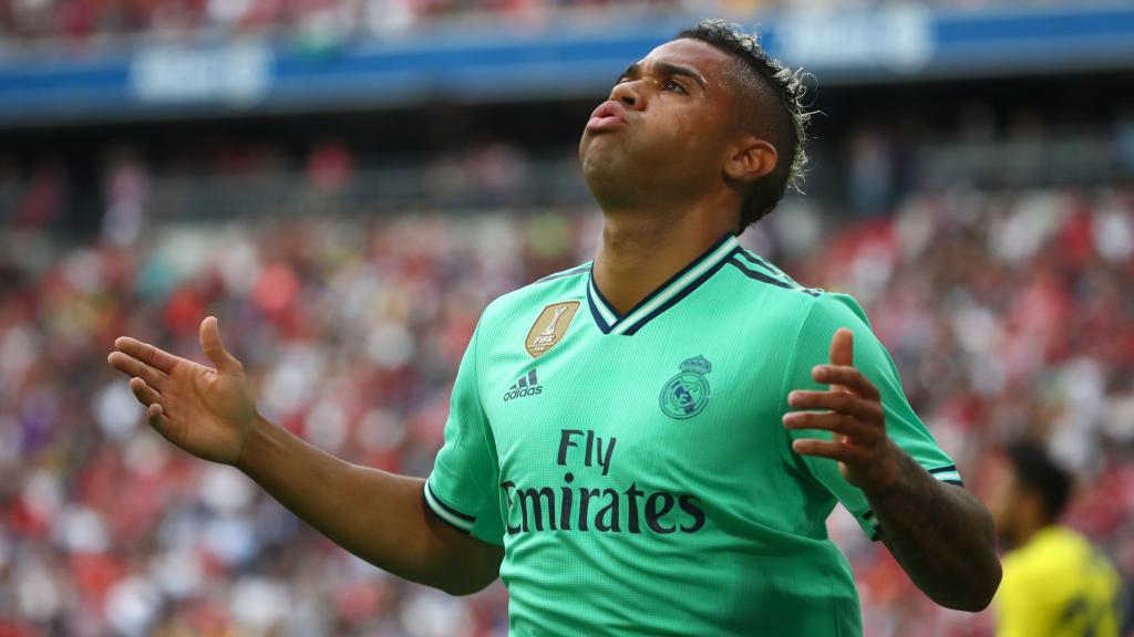 Mariano celebra su gol al Fenerbahce