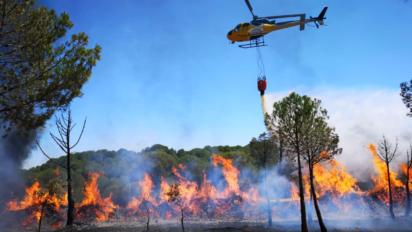Helicóptero de incendios