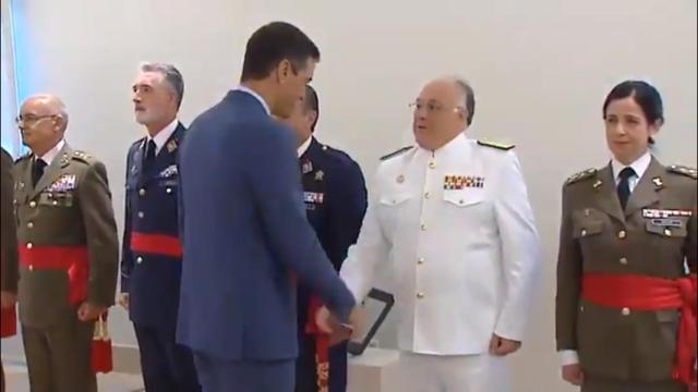 La general Patricia Ortega aparecía la última de la fila siguiendo el protocolo militar.