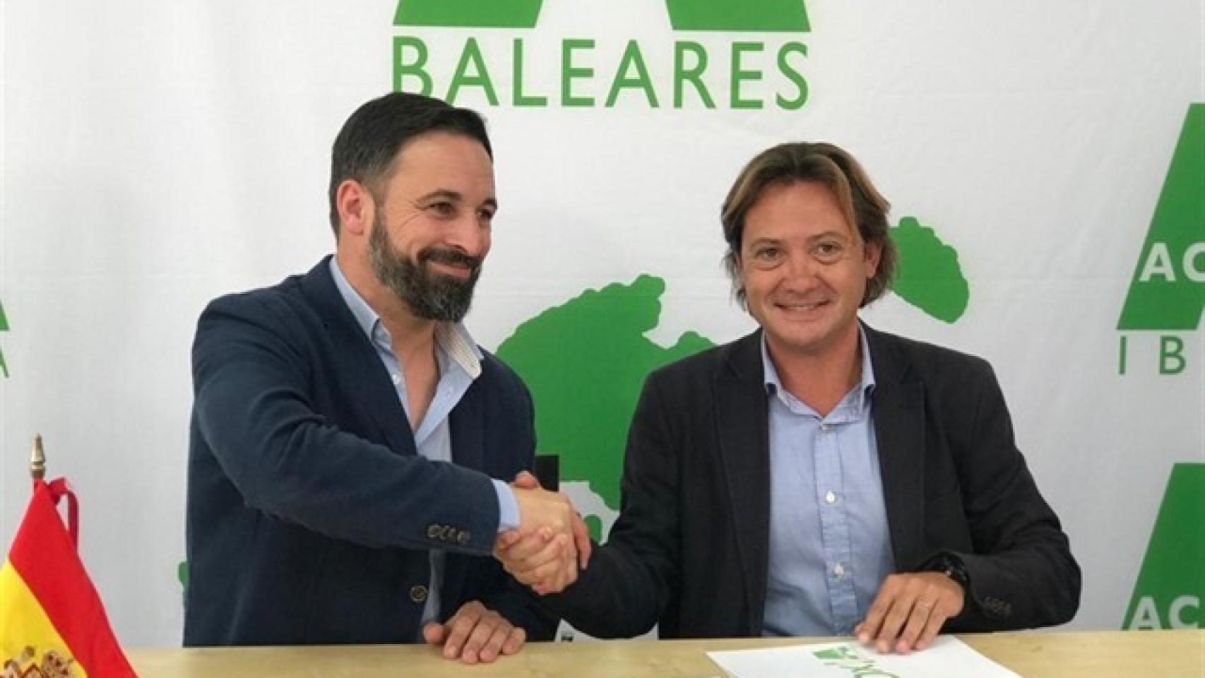 Santiago Abascal y Jorge Campos.