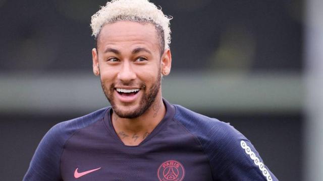 Neymar, durante un entrenamiento con el PSG