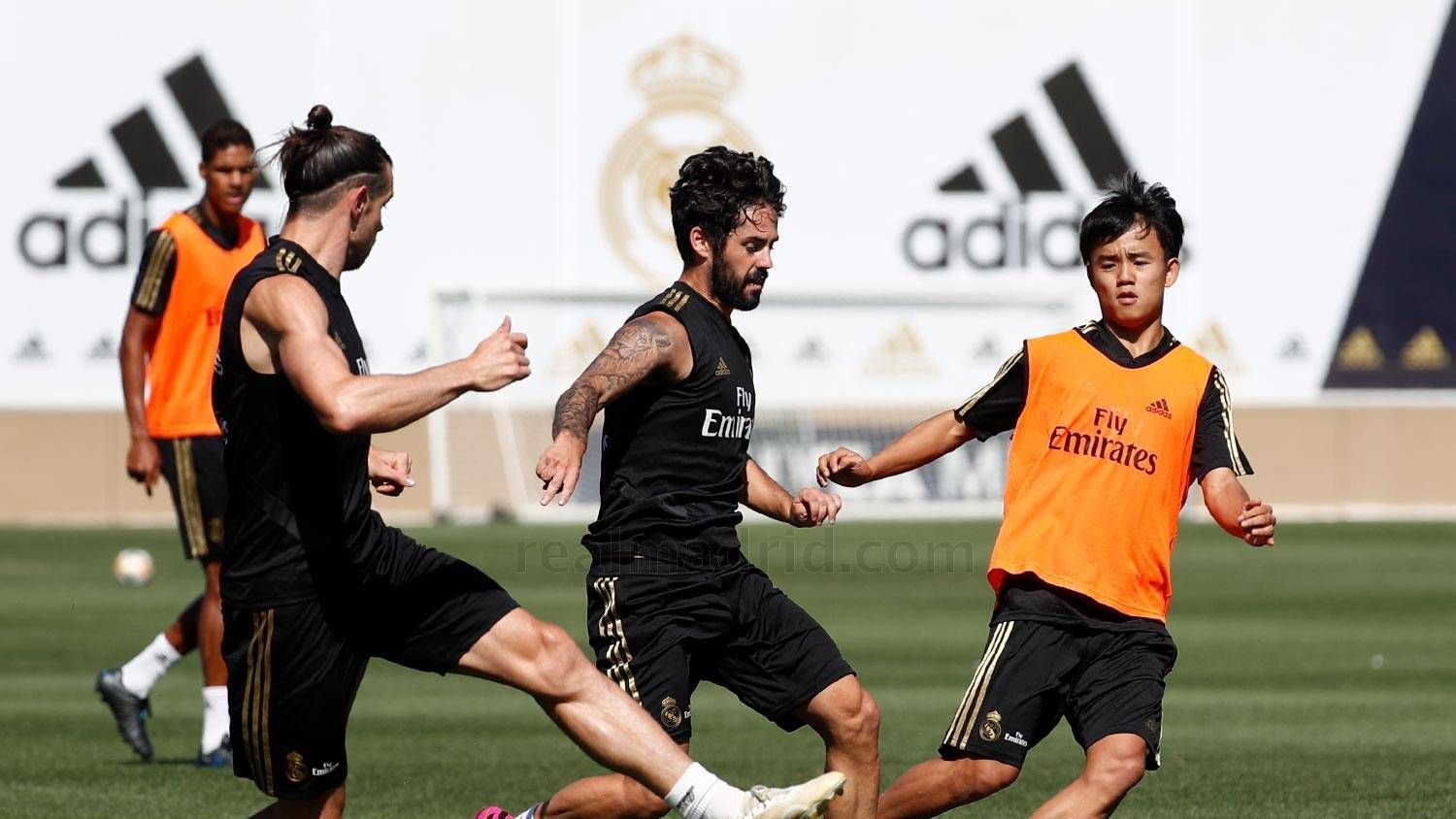 El Real Madrid en uno de sus entrenamientos antes del partido frente a la Roma