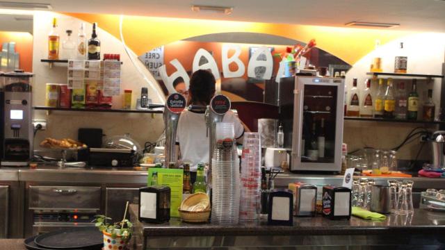 Interior del local, hoy recuperando la normalidad