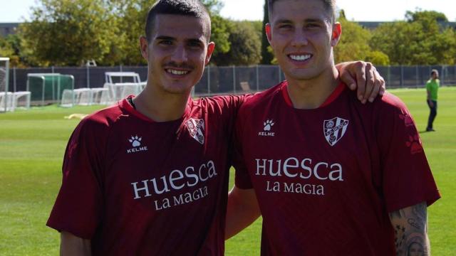 Seoane y Cristo, con el Huesca. Foto: Instagram (@sdhuesca)