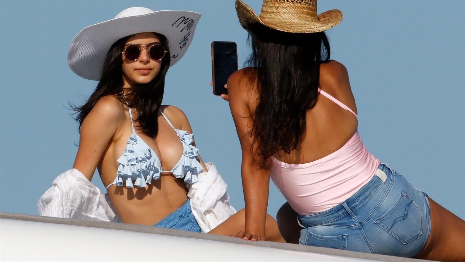 Tras el verano es recomendable cuidar la piel.