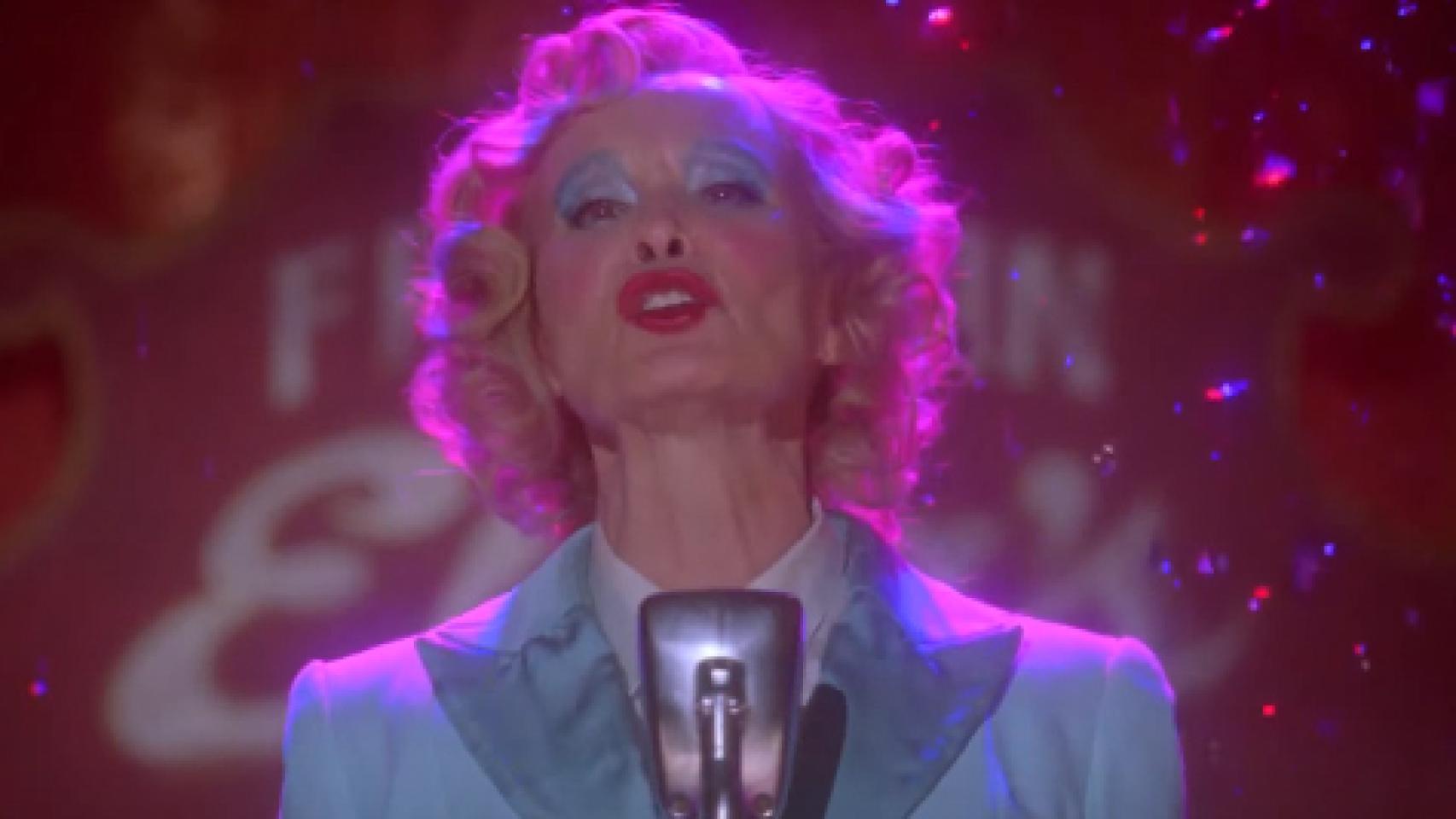 Jessica Lange canta 'Life on Mars' en 'AHS: Freak Show'