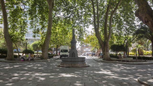 Plaza de Azcárraga en la Ciudad Vieja.