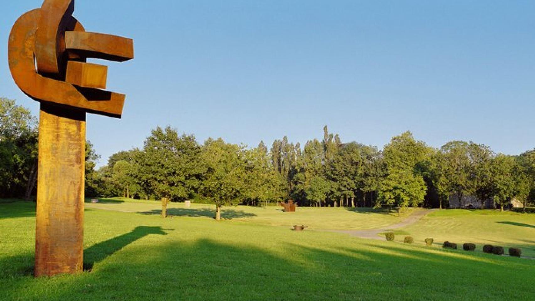 CHILLIDA LEKU 1