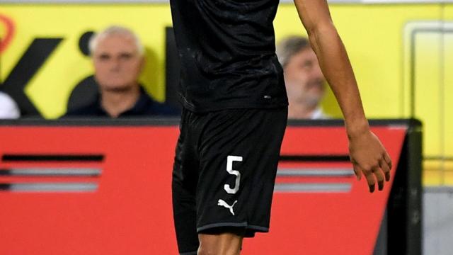 Achraf celebra su gol al Colonia