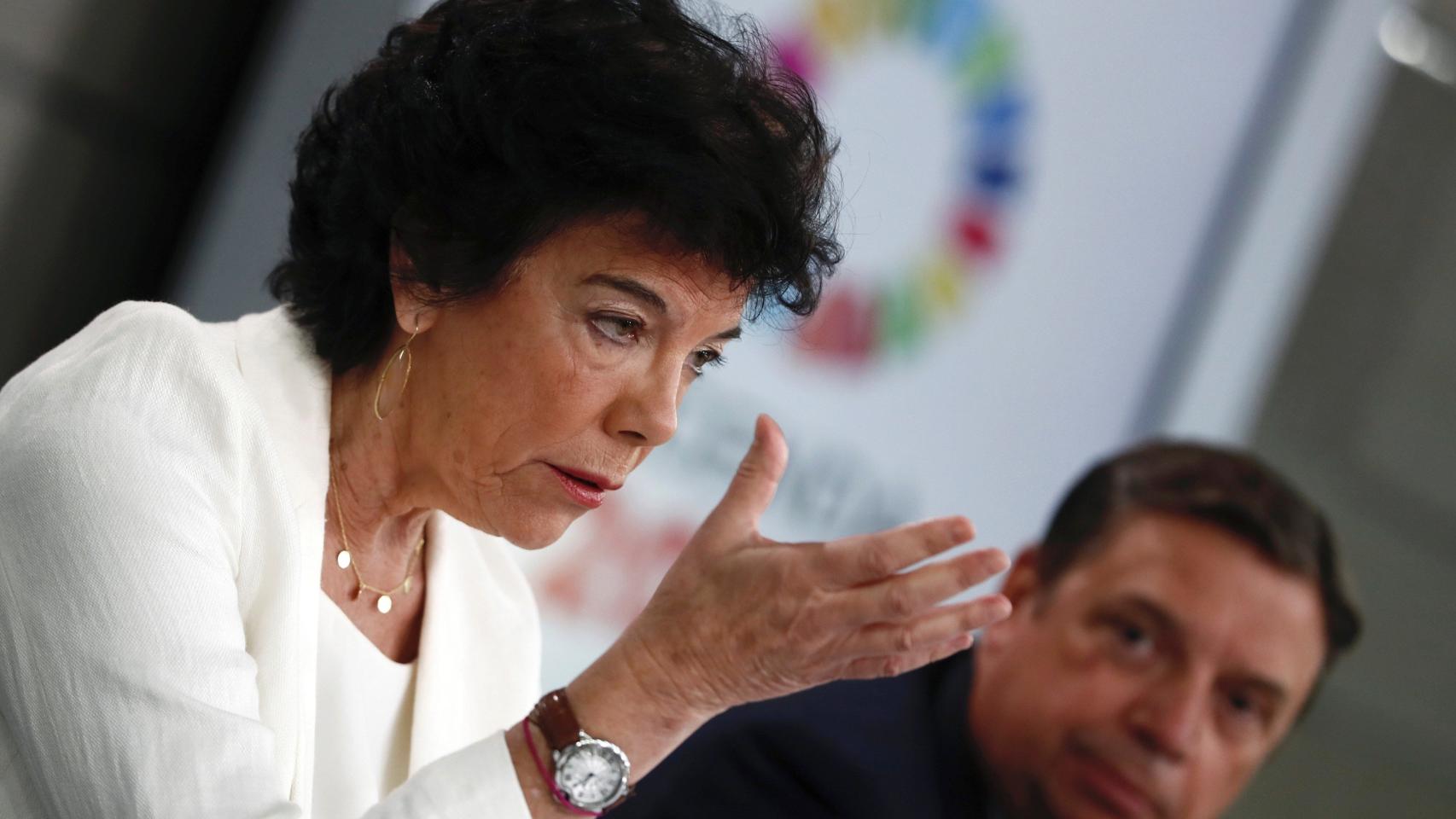 Isabel Celaá, en la rueda de prensa tras el Consejo de Ministros de este viernes.