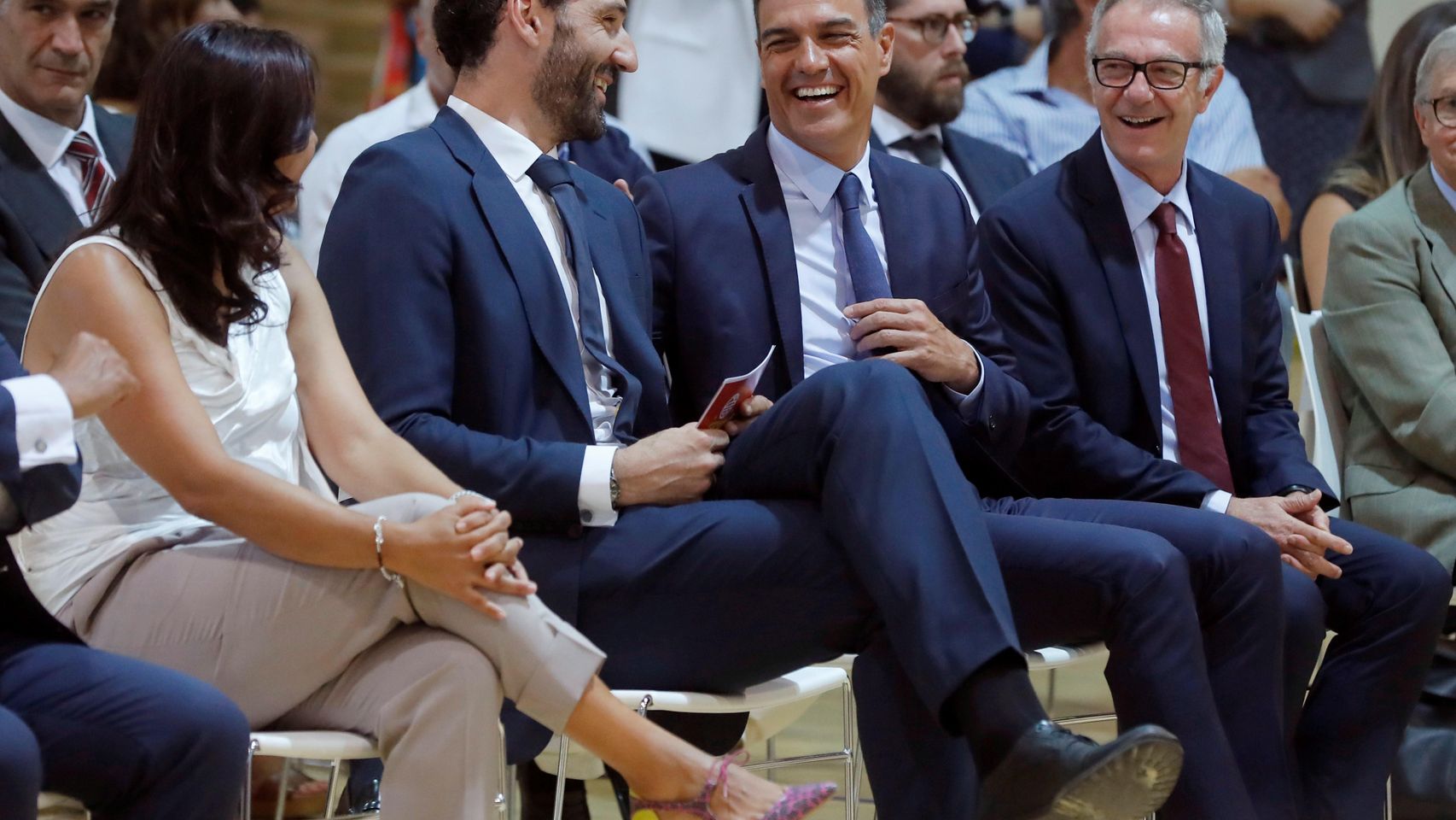 Pedro Sánchez junto a José Guirao (d) y Jorge Garbajosa (i).