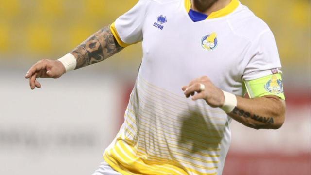 Wesley Sneijder con el Al Gharafa. Foto: Twitter (@sneijder101010)