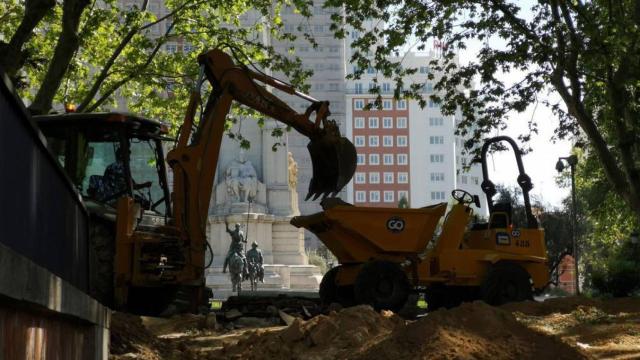Obras para reformar la Plaza de España.