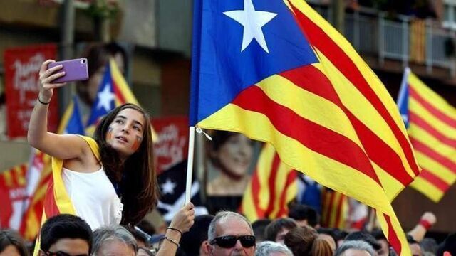 Banderas independentistas.
