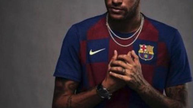 La foto de Neymar con la nueva camiseta del Barça