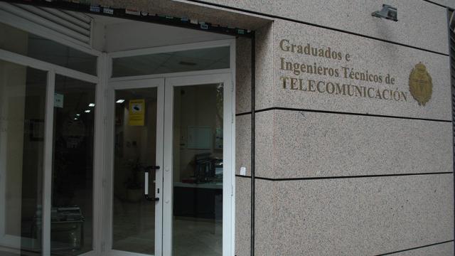 Fachada del Colegio de Ingenieros Técnicos de Telecomunicaciones.